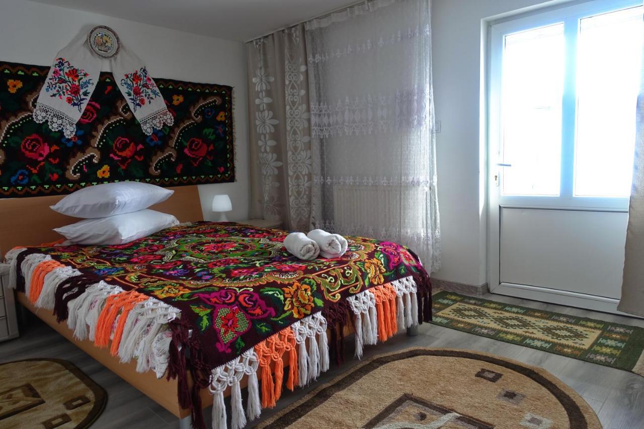 Ferienwohnung La Dory Satu Sugatag Exterior foto