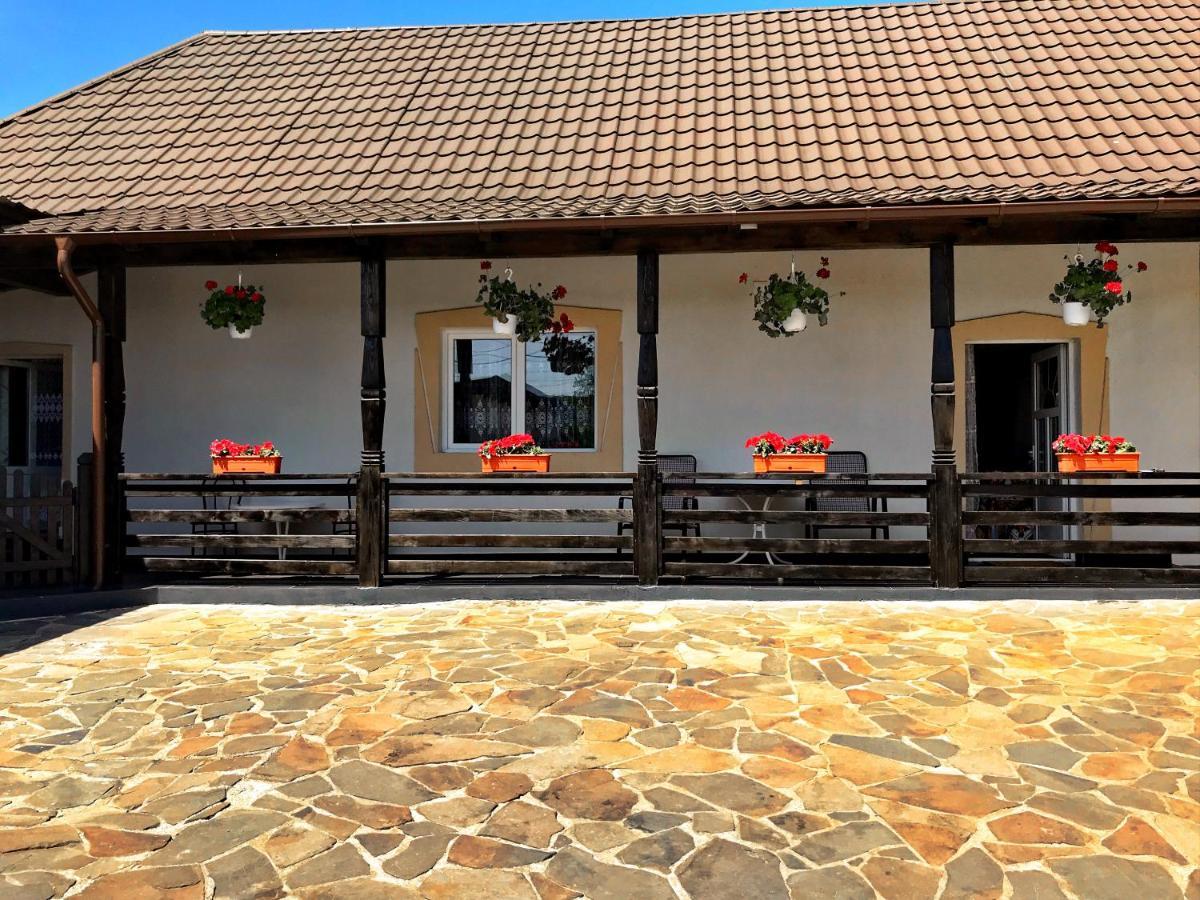 Ferienwohnung La Dory Satu Sugatag Exterior foto