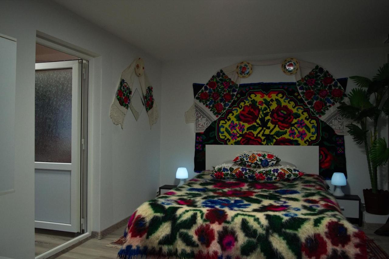 Ferienwohnung La Dory Satu Sugatag Exterior foto